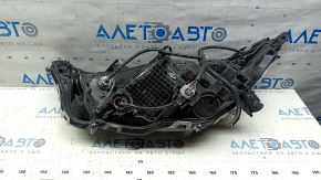 Фара передняя правая Toyota Rav4 19-24 отражатель, черная, USA built царапины