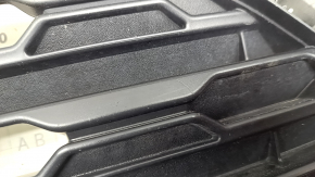 Решетка радиатора grill Toyota Rav4 19-25 без парктроников и камеры, структура, царапина