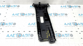 Накладка центральной стойки верхняя ремень правая Mazda CX-5 17-25 черная, царапины