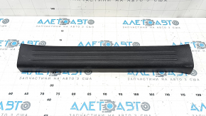 Накладка порога передня ліва Mazda CX-5 17-25 чорна, подряпини