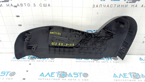 Накладка боковая пассажирского сиденья правая Mazda CX-5 19-25 черная, под электро, царапины