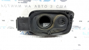 Корпус лючка бензобака Audi A6 C8 19-25 зламане кріплення