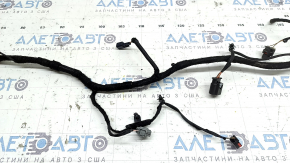 Проводка дверей багажника Jeep Grand Cherokee WL 21-26