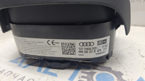 Подушка безопасности airbag в руль водительская Audi Q5 80A 18-24 черная, тип 2, царапина, вмятина, потертости