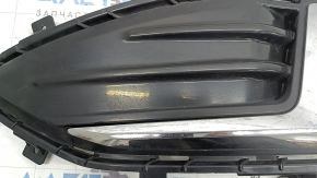 Решетка переднего бампера левая Ford Edge 22-24 без ПТФ, черный глянец с хром молдингом, сколы
