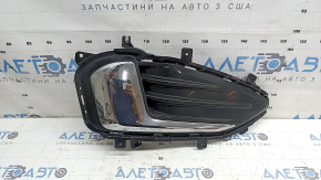 Решетка переднего бампера правая Ford Edge 22-24 без ПТФ, черный глянец с хром молдингом, сколы