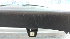 Решетка радиатора grill в сборе Toyota Prius 50 Prime 17-19 с эмблемой, под радар, без парктроников, царапины, сколы, надломаны крепления