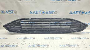 Решетка радиатора grill в сборе с обрамлением Ford Fusion mk5 17-18 хром, оплавлен пластик, надломано крепление Китай