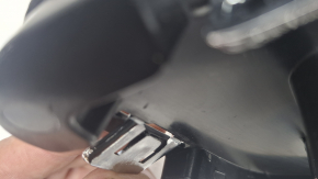 Решетка радиатора grill в сборе с обрамлением Ford Fusion mk5 17-18 хром, оплавлен пластик, надломано крепление Китай