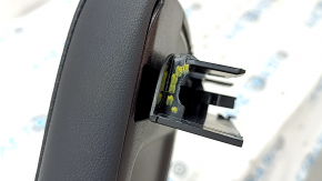 Подлокотник Toyota Prius 50 Prime 17-20 кожа черная, сломано крепление