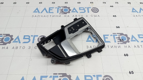 Накладка шифтеру Audi A5 F5 17-25 чорна, подряпини, тички на хромі