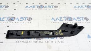 Молдинг обшивки дверей задньої лівої Audi A5 F5 18-25 5D aluminum trimaran, подряпини