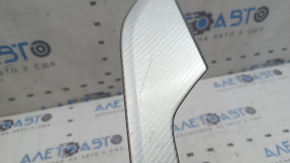 Молдинг обшивки дверей задньої лівої Audi A5 F5 18-25 5D aluminum trimaran, подряпини