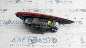 Ліхтар внутрішні двері багажника правий Mercedes W167 GLE 20-23 подряпини, тріщини під склом