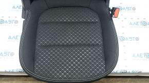 Сиденье пассажирское Ford Escape MK4 23-26 без airbag, механическое, ткань черная, серая строчка, под чистку, нет бегунка на обшивке