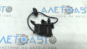 Замок лючка бензобака VW Golf 15-21