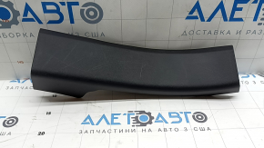 Накладка порога ззаду права Ford Escape MK4 20-26 чорна, подряпини, потертості