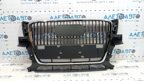 Решетка радиатора grill Audi Q5 8R 09-12 дорест, черн с хром молдингом