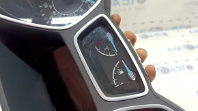 Щиток приборов Ford Escape MK3 17-19 рест, большой экран, 138к, царапины