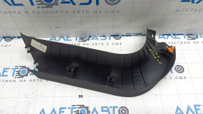 Обшивка дверей багажника права Ford Escape MK4 20-26 чорна, потерта