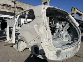 Чверть крило ззаду ліва Subaru Forester 25-26 на кузові, біла