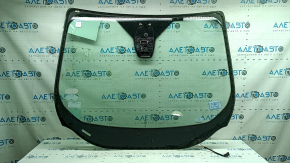 Лобове скло Ford Escape MK3 17-19 рест під датчик дощу та камеру стеження за смугою, з підігрівом зони двірників, сколи