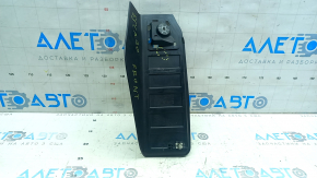 Площадка для отдыха ноги Ford Escape MK4 20- черная, потерта, царапины, трещина