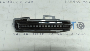 Повторювач повороту лівого дзеркала Hyundai Ioniq 5 22-26
