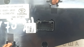 Управление климат-контролем Toyota Camry v70 18-24 hybrid auto, царапины