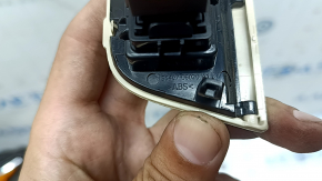 USB Hub Toyota Camry v70 21-24, бежева накладка