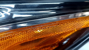 Фара передня ліва Toyota Camry v70 21-24 галоген+LED, подряпина, скол, пісок
