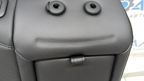 Спинка заднего ряда сидений 2 ряд правая Hyundai Tucson 25-26 без airbag, кожа черная, подогрев, перфорация, с подлокотником и ремнём, примята