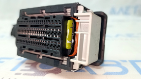 Фишка на блок ECU компьютер двигателя Hyundai Tucson 25-26 1.6T HEV желтая