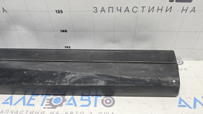Накладка дверей нижня передня ліва Lexus RX 16-22 подряпини, потерта