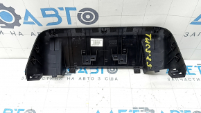 Накладка передней панели нижняя центральная Hyundai Tucson 25-26 черная