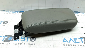 Подлокотник Kia Niro 17-22 светло-серая кожа, синяя строчка, примятость, под химчистку