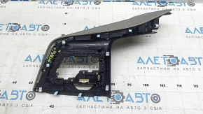 Накладка центральной консоли Kia Niro 17-19 HEV, PHEV серая, глянец черный, под кнопку парктроников с park assist, царапины, тычка