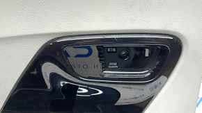 Обшивка дверей картка задня ліва Kia Niro 17-22 HEV, PHEV світло-сіра, синя строчка, чорна глянсова вставка, підлокітник шкіра, подряпини, під хімчистку,