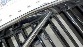 Грати радіатора grill зі значком Volvo XC90 17-19 чорна, обрамлення хром, під камеру, сколи
