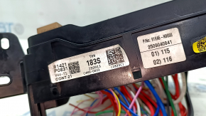 Блок предохранителей подкапотный Hyundai Tucson 22-26 1.6T HEV без проводки