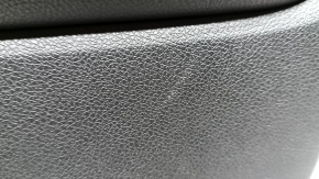 Обшивка двери карточка передняя правая Kia Niro 17-22 черная с серым Harman Kardon, черная глянцевая вставка, подлокотник кожа, царапины, потерта, срезы, без ручки