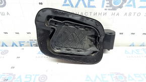 Корпус лючка бензобака VW Tiguan 18-24 сломано крепление