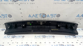 Накладка отвору багажника Audi Q5 80A 18-25 чорна, подряпини