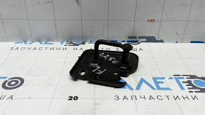 Скоба замка капота ліва Audi A3 22-26
