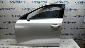 Двері в зборі передня ліва Audi A3 22-26 хром молдинг, білий LY9C, тички, подряпини на молдингу