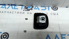 Крюк багажника Audi A3 22-26  ржавчина