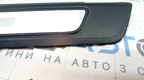 Накладка порога зовнішня передня ліва Audi Q5 80A 18-25 чорна з хромом, подряпини, зламані ребра, задираки