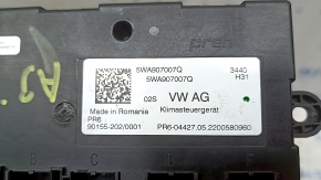 Блок управления климатом Audi A3 22-24