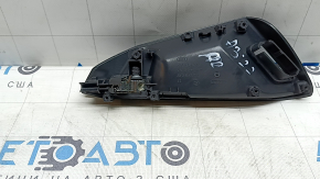 Ручка дверей внутрішня передня права Audi A3 22-26 поліз хром, потертості