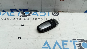 Ключ Audi A3 22-26 царапины, потертости